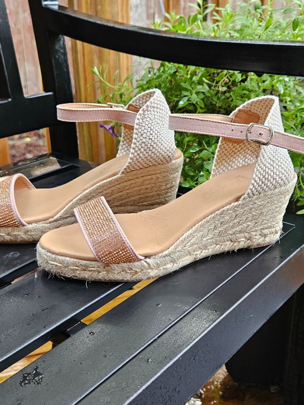 Paseart Rose Gold Rhinestone Banded espadrille wedge sandal Sz 7.5